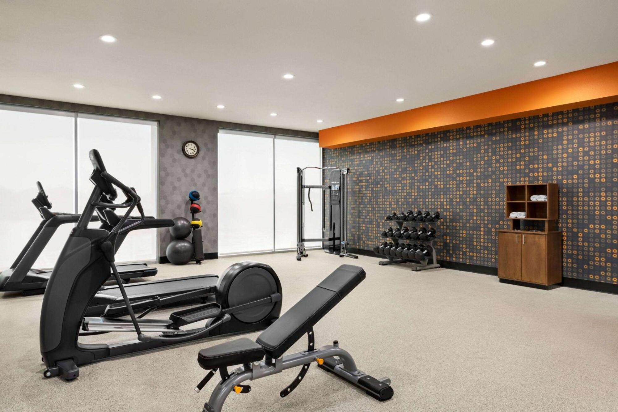 La Quinta Inn & Suites By Wyndham Austin South 외부 사진